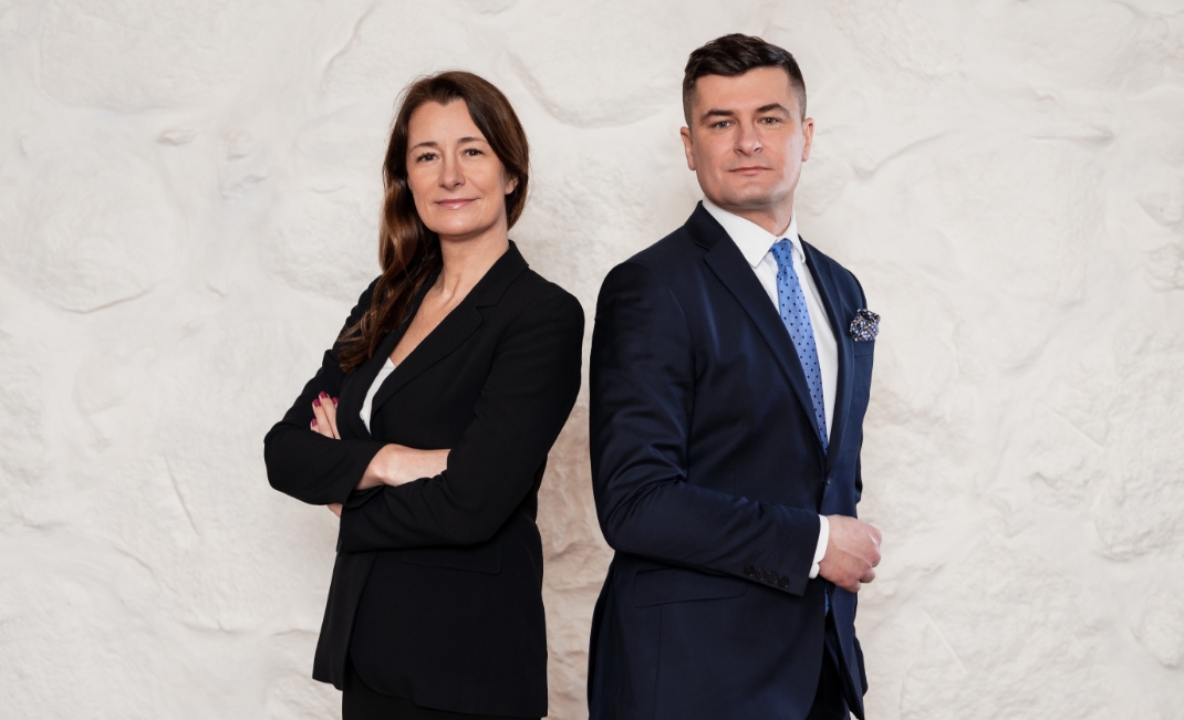Experience in working with major companies
