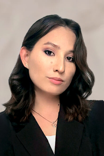 Alina Ugay